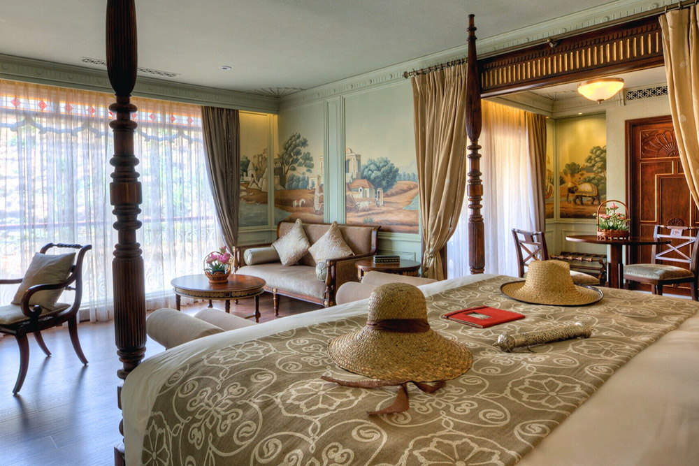 Signature Suite